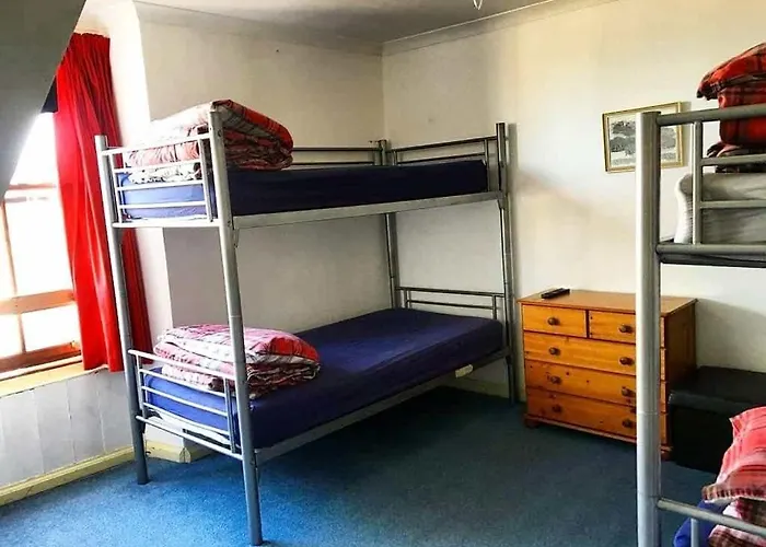 Dormitory Room Mixed